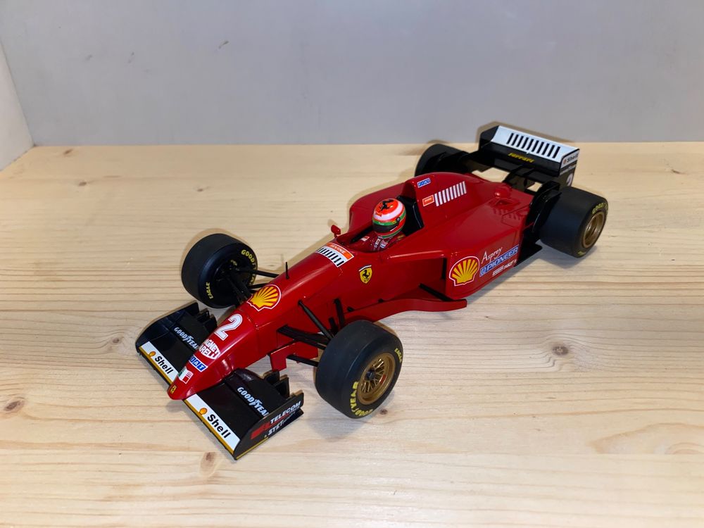 Figurine En Carton Kimi Räikkönen Tenue Et Casque De Pilote Formule 1 Haut 174cm