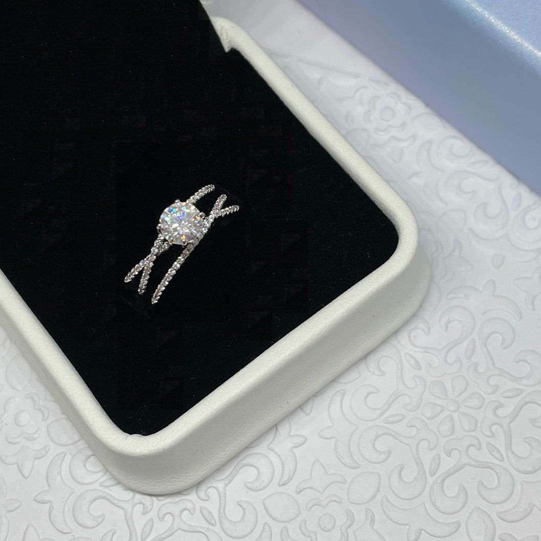 Ringe: Moissanite Ring, Silber 1ct - Gr. 53 Zertifikat – Neu (gemäss Beschreibung) aus Thun von Creative-Art-Tess 3