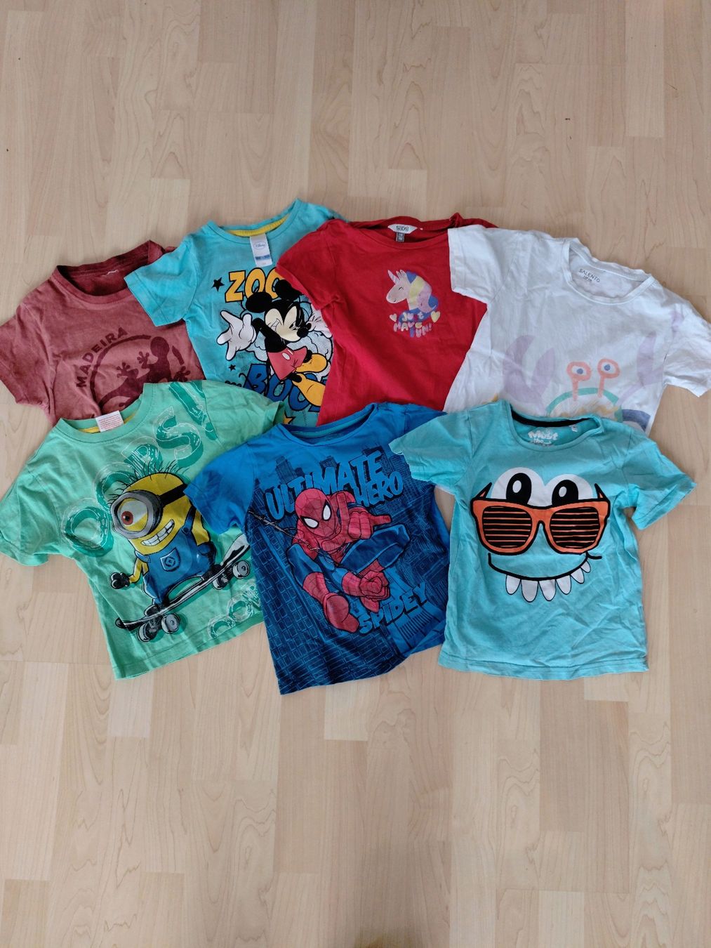 Ensembles coordonnés: Tshirt Set/Paket 110/116 – D'occasion à Eglisau par TheTinkerer