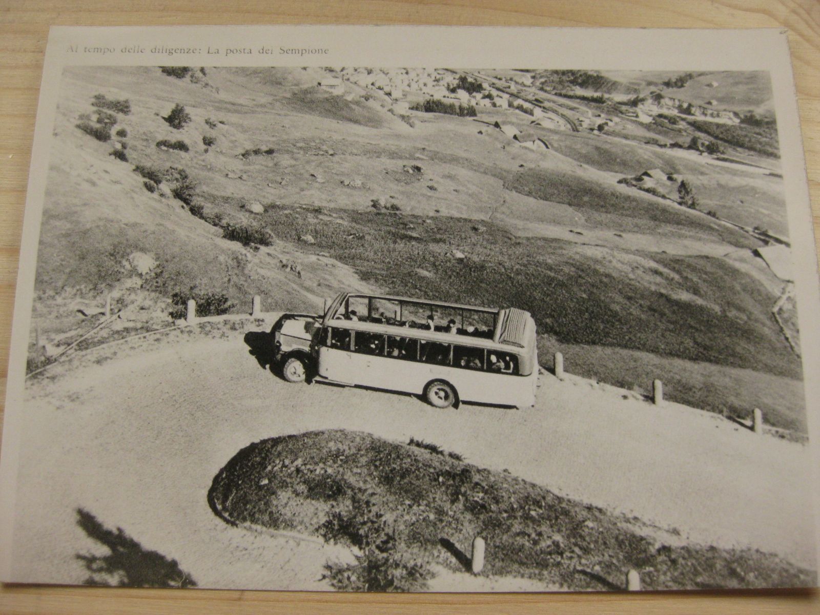 Cartoline postali: Foto Postauto auf der Simplonstrasse – Usato da Malters venduto da Marosko