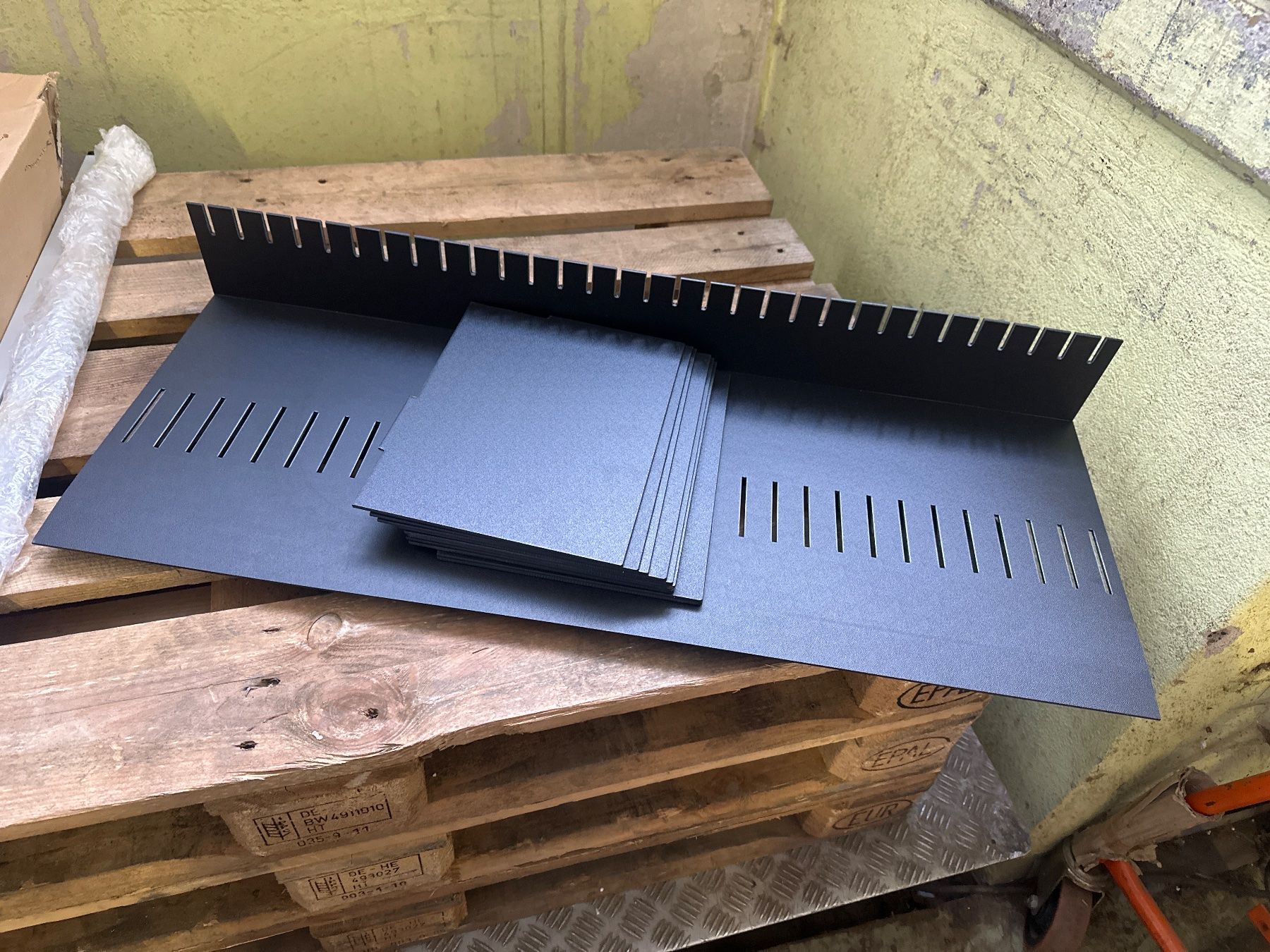 Scaffali: neuer Sortierbox 85x32xh21cm – Nuovo (secondo la descrizione) da Necker venduto da liq24 2