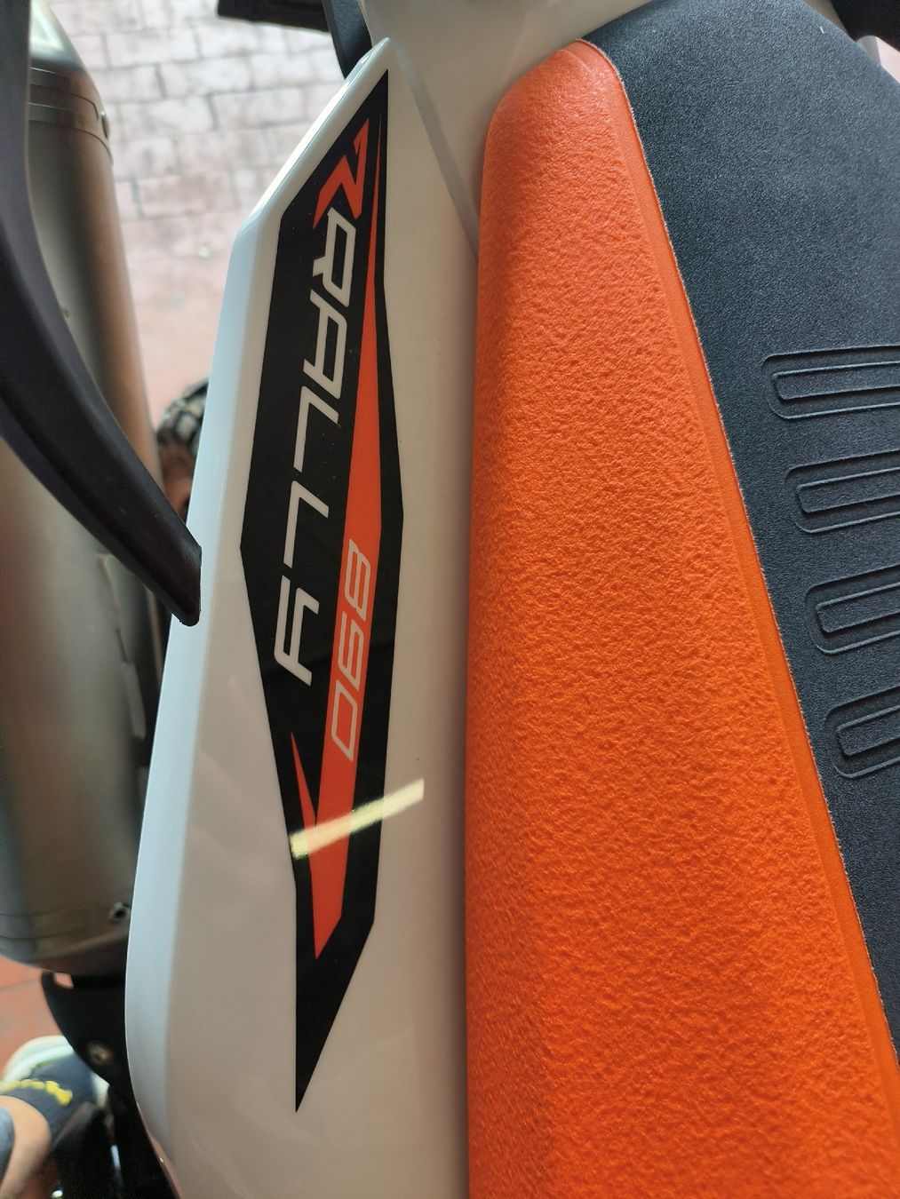 KTM Enduro: KTM 890 ADVENTURE R Rally  – Neu (gemäss Beschreibung) aus Curio von mic_g2fq 6