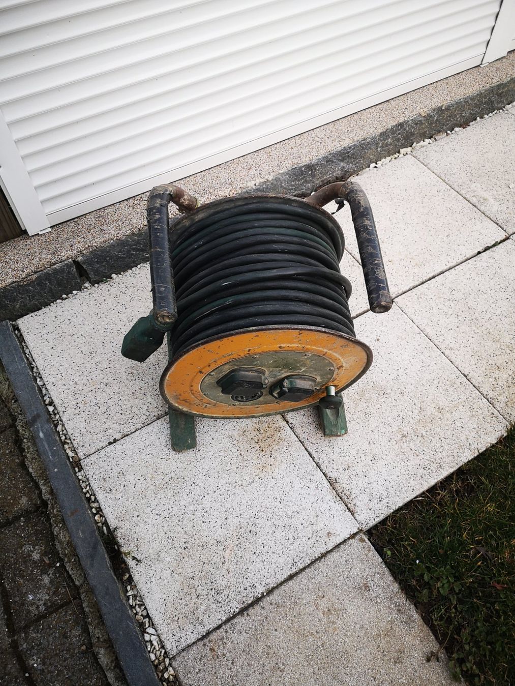 Cavi: Kabelrolle 38m 380V – Usato da Tagelswangen venduto da Axel_36 3