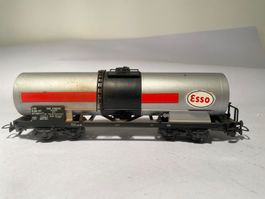 Doppelachsiger Tankwagen ESSO, DC-Achsen