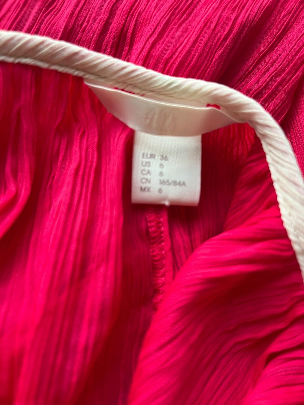 H&M Tops: WoW Top von H&M  - neu - – Neu (gemäss Beschreibung) aus Jona von vanessasupermarket20 5