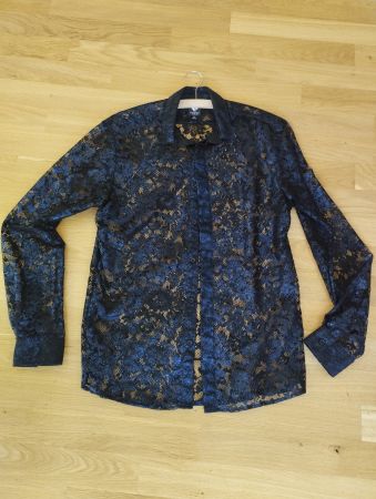 Elegantes Spitzen Hemd Grösse M