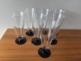 Gläser für Champagner oder ANDERES, 7 Stück, schwarzer Fuss