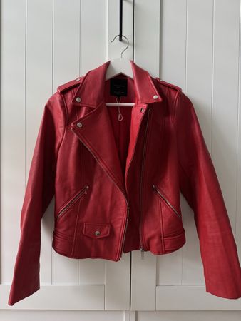 Zara Kunstlederjacke rot (S)
