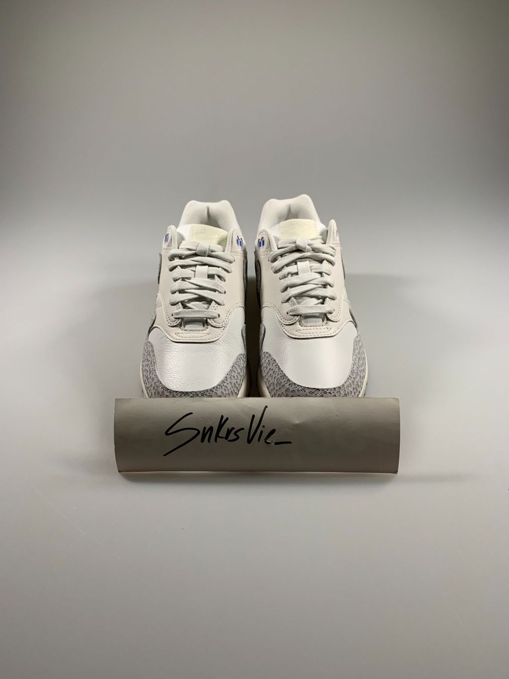 Scarpe da uomo: Nike Air Max 1 Safari Summit White Phantom – Nuovo e nell'imballaggio originale da Thörishaus venduto da SnkrsVie 4