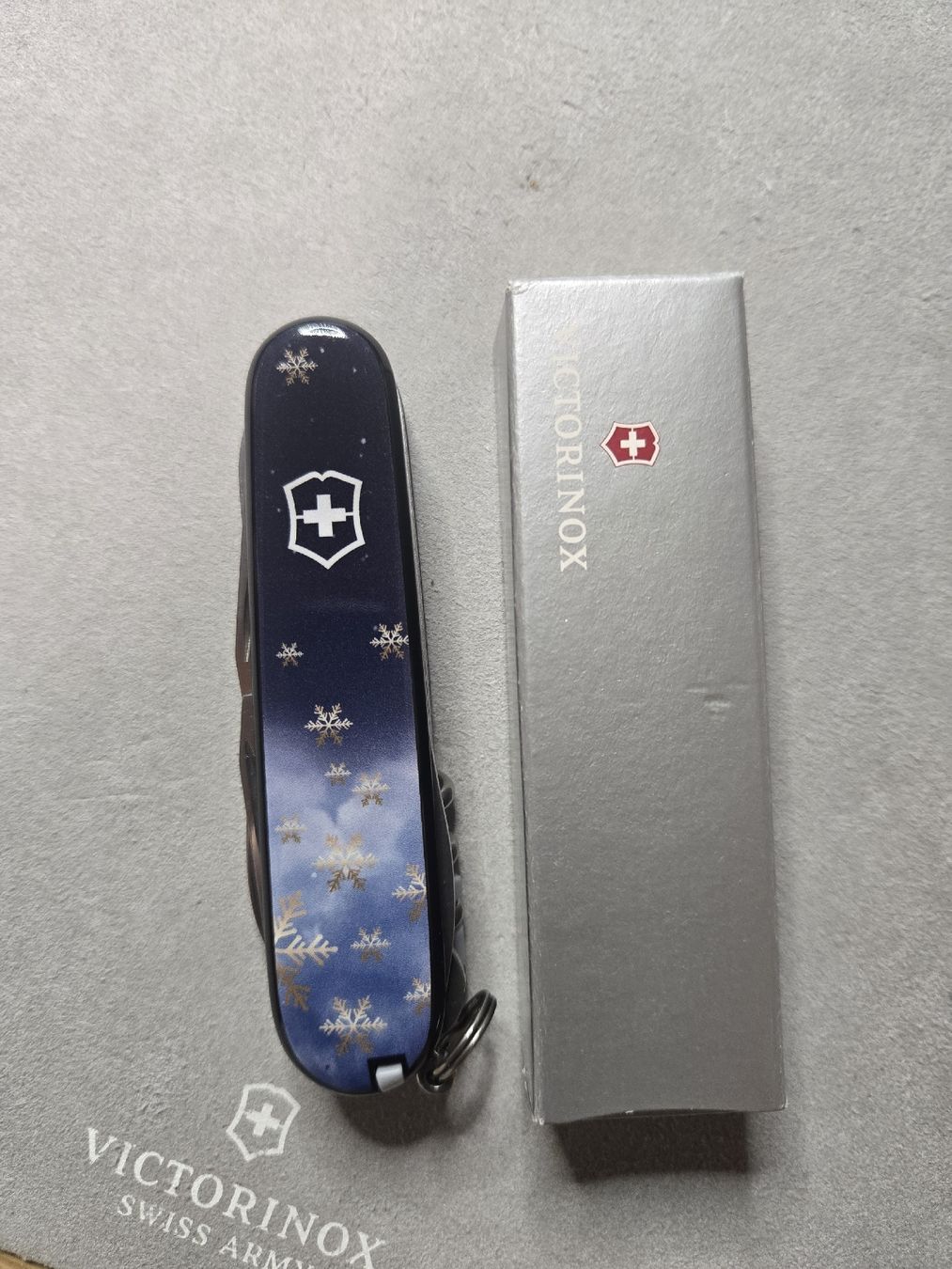 Victorinox Coltelli tascabile: Chrismas Messer 2016 – Nuovo (secondo la descrizione) da Luzern venduto da Nini_862 1