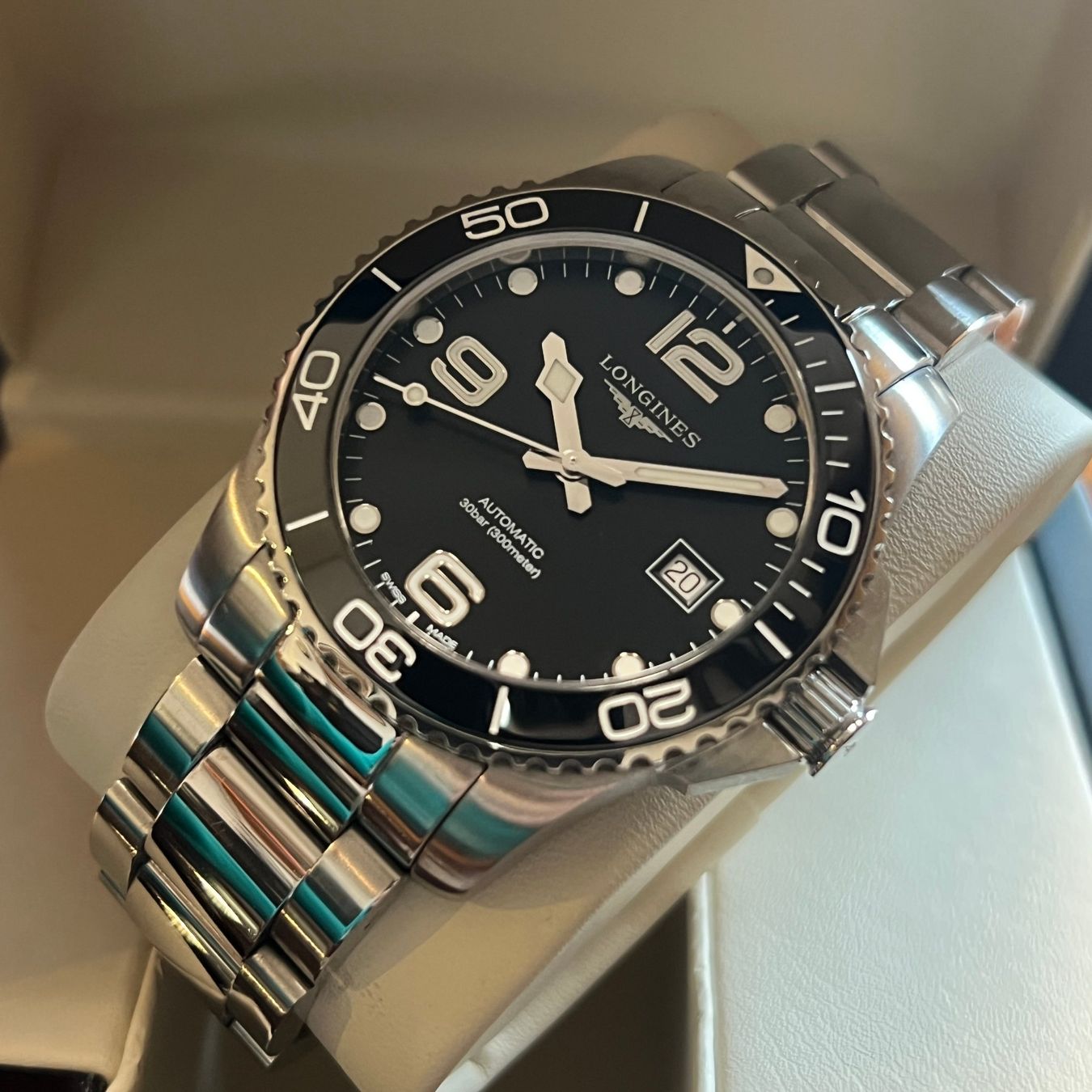 Longines Orologi: Longines Hydroconquest Black Dial Full Set L3.781.4.56.6 – Usato da Carouge GE venduto da Watchaser 8
