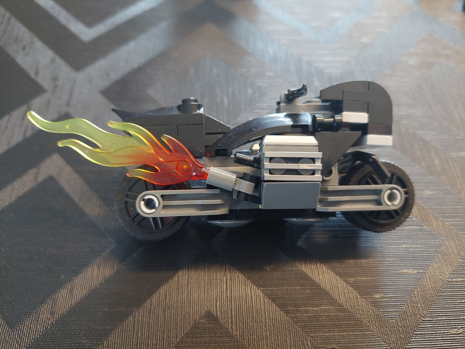 Lego Spielzeuge: Lego Batman Set, 2 Batcycle & 2 Figuren – Gebraucht aus Zetzwil von sti_x9xf 3