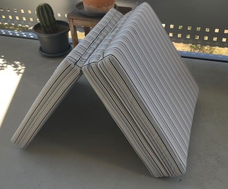 Matelas: Matratze klappbar (Faltmatratze) – D'occasion à Rüfenacht BE par lavok 1