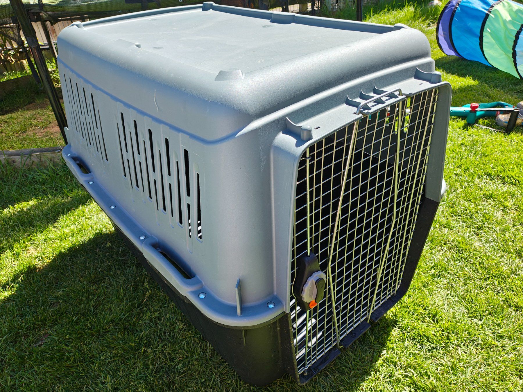 Cages, transport & sécurité: Transportbox Hund – D'occasion à Veltheim AG par GreatBarrierReef 2
