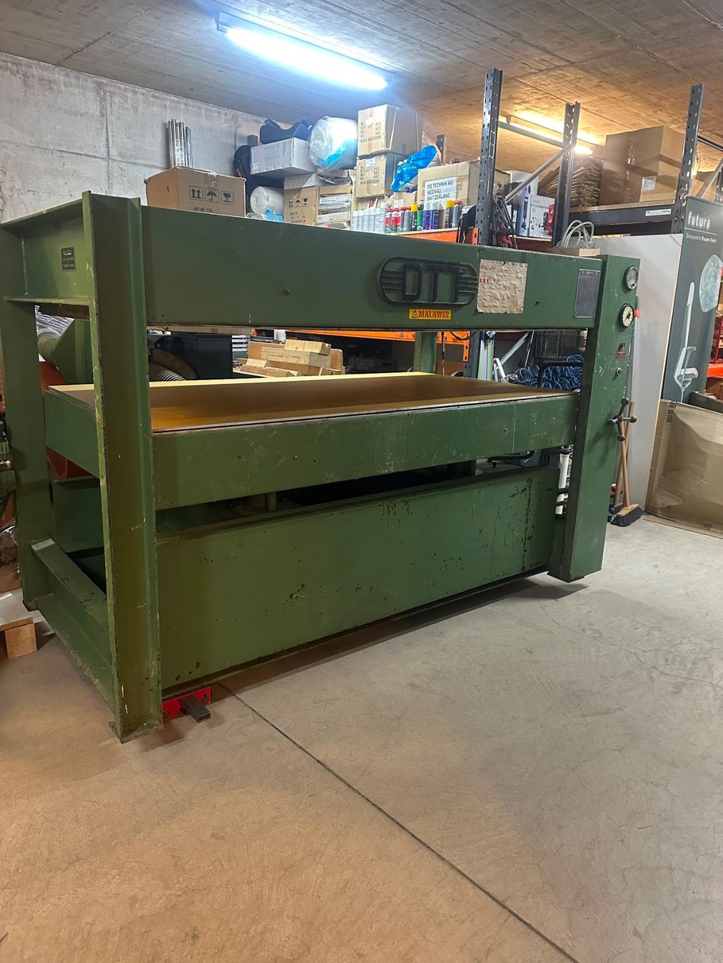 Tutte le macchine: Furnierpresse Ott – Usato da Volketswil venduto da ars_sjh2 1