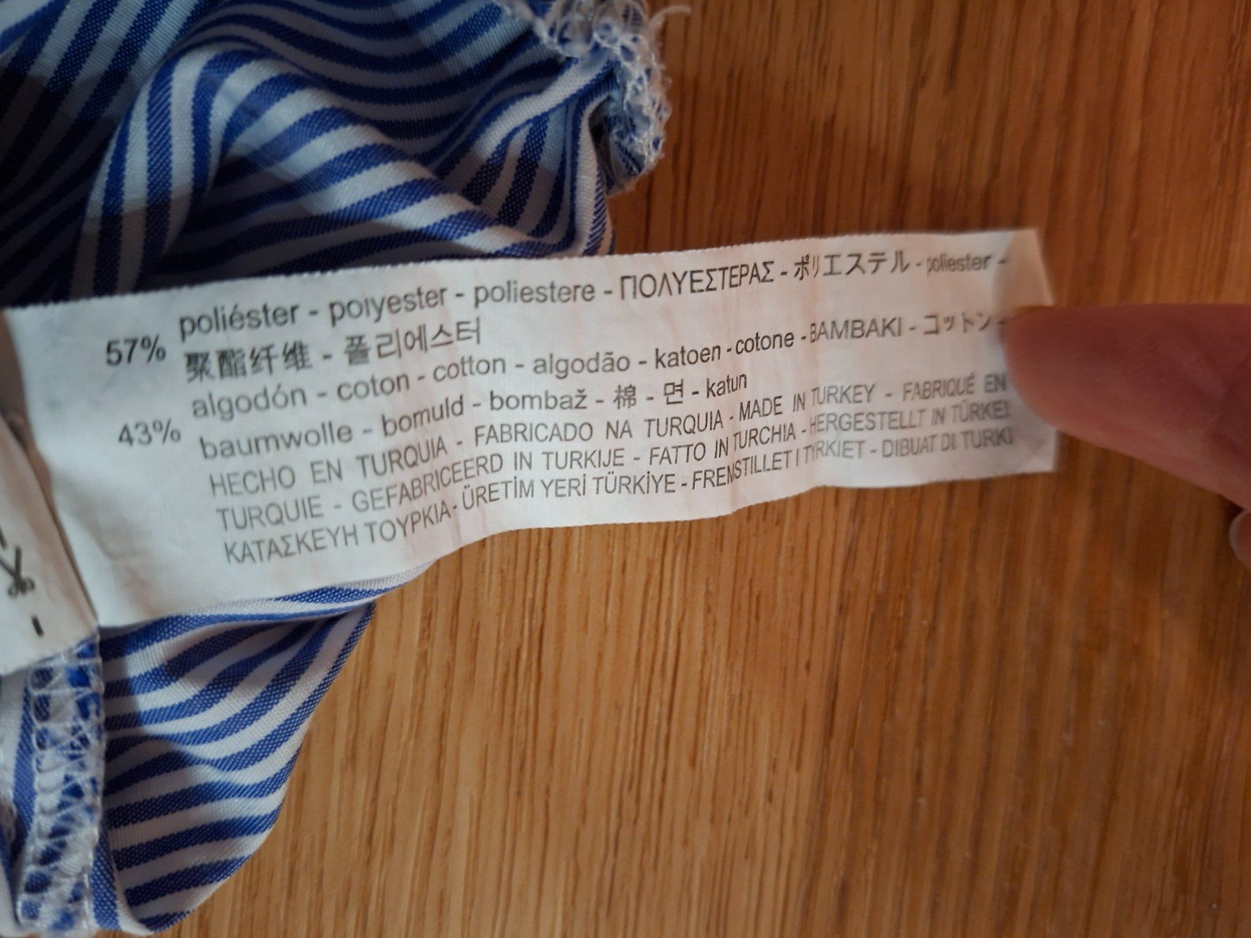 Zara Chemisiers: Bluse ZARA BASIC gestreift Grösse S guter Zustand – D'occasion à Niederweningen par gra_7npt 3