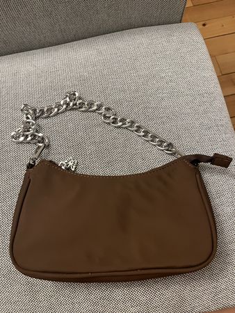 Braune Schultertasche neu