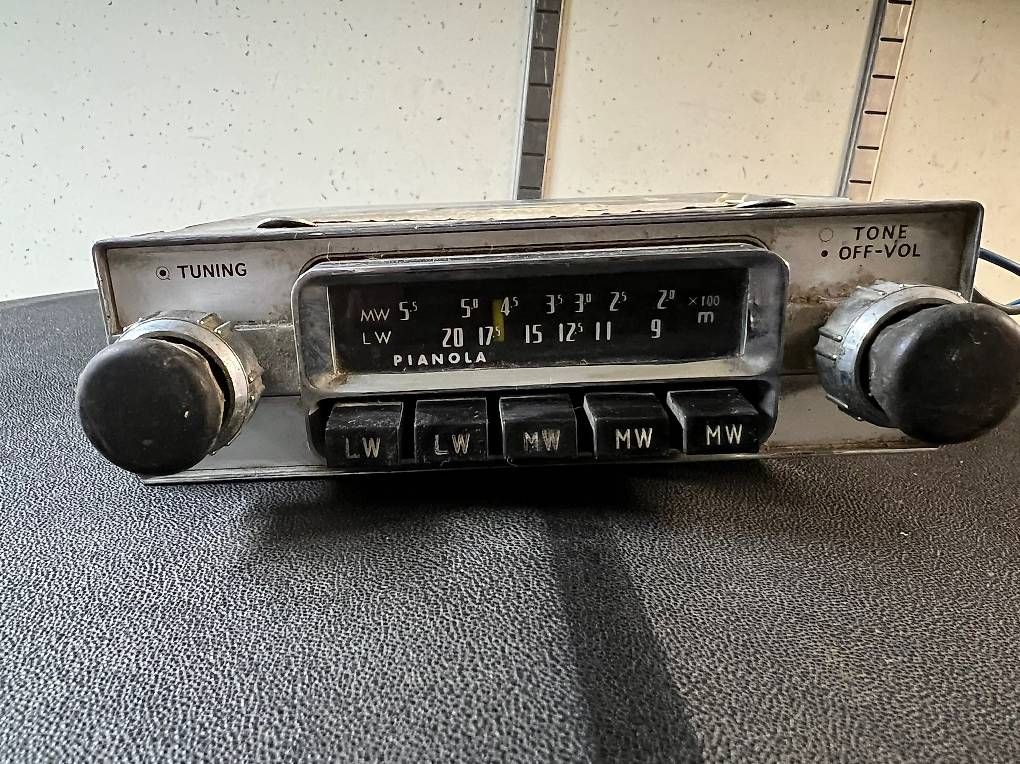 Radios: Autoradio Pianola vintage  – Gebraucht aus Grand-Lancy von Limane