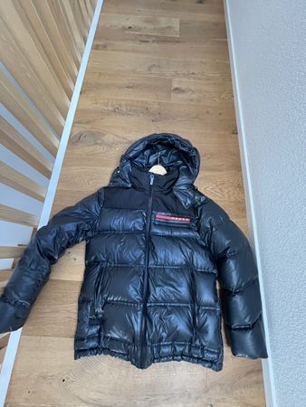 Prada doudoune usée 