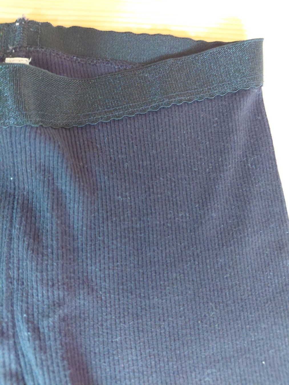 Calze & Collant: 2 x schwarze Leggings Gr. 128 – Usato da Turgi venduto da aprilhexxe 2