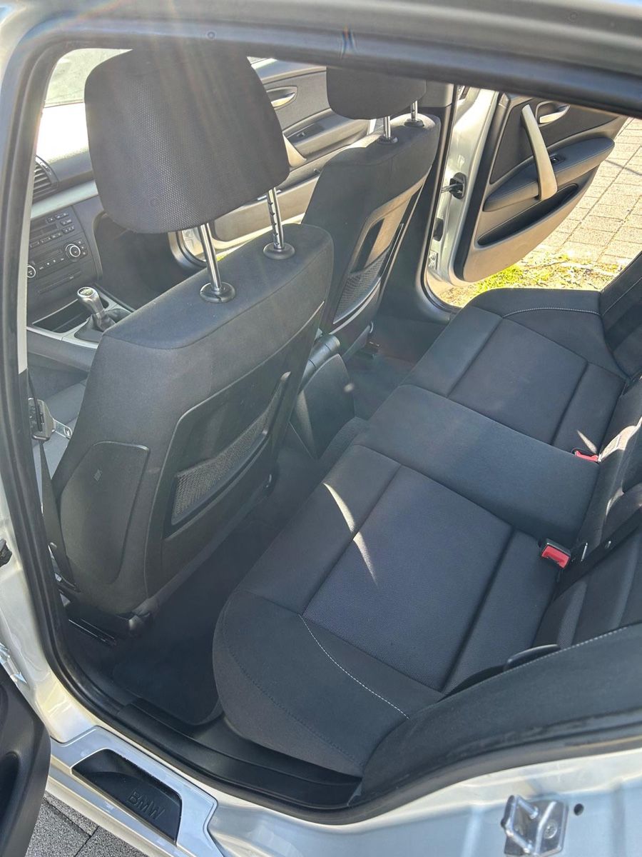 BMW Automobili: Bmw 118d 2010 – Usato da Zürich venduto da luk_nhp2 8