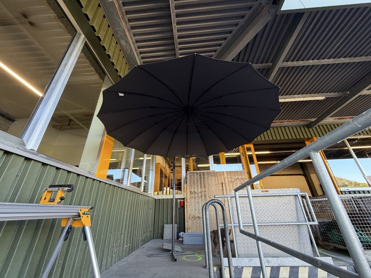 Parasols: Sonnenschirm – D'occasion à Vogelsang AG par Spoerri_1980 4