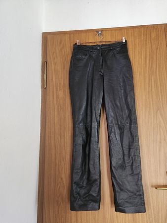 Pantalon en cuir noir taille 36 