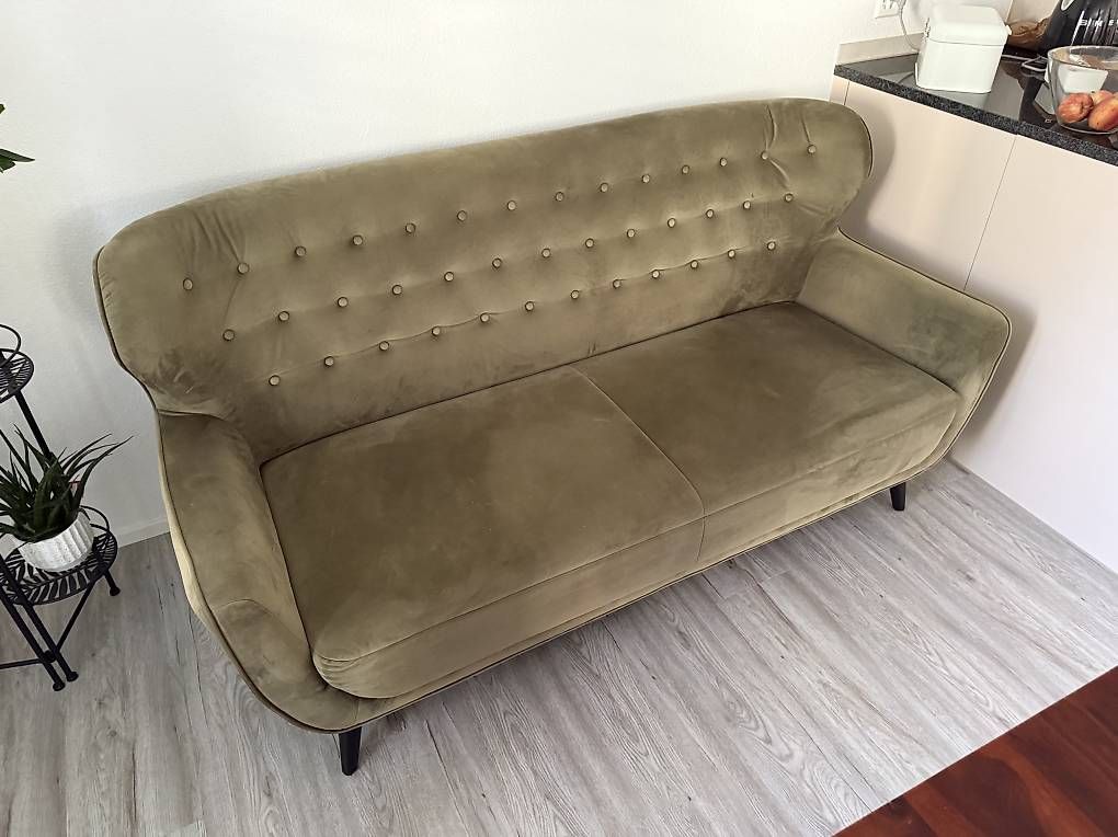 Sofas: Sofa aus olivgrünem Samt – Gebraucht aus Dällikon von kar_l5mp 4