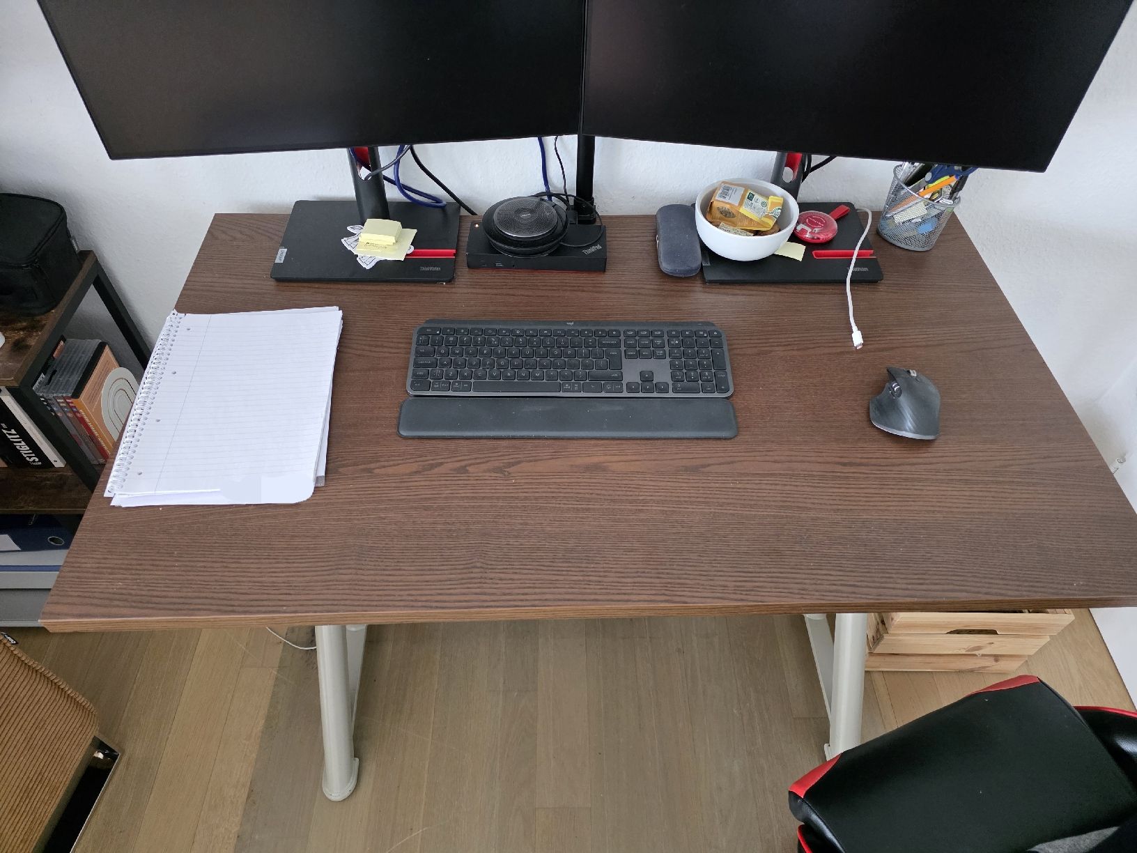 Scrivanie: Bürotisch \ office desk – Usato da CHAM venduto da jane.skrzypkowski 1