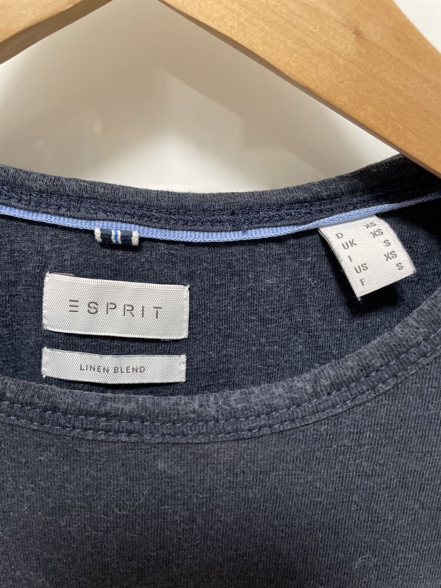 Esprit T-Shirts: Esprit T-Shirt Size XS – Gebraucht aus Uznach von Player6 1