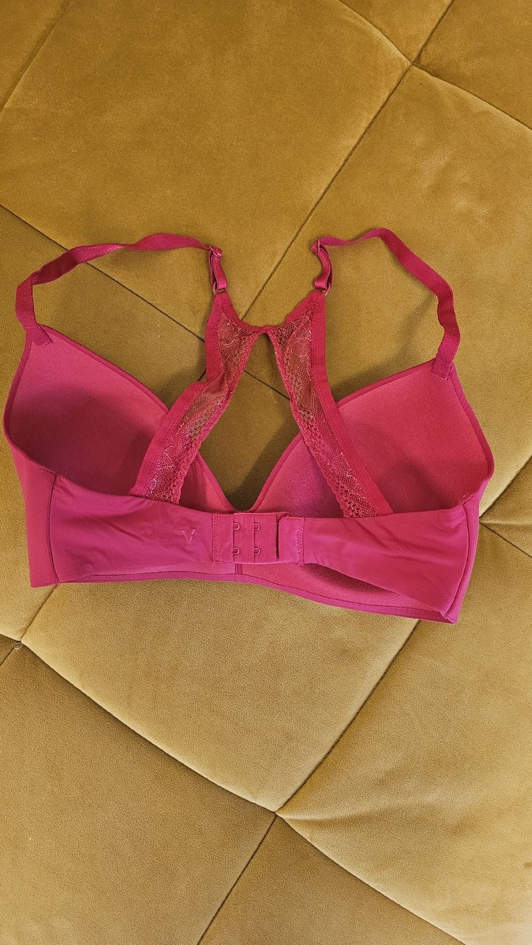 Victoria's Secret Altra biancheria intima: Victoria's Secret BH – Nuovo (secondo la descrizione) da Mauren venduto da ehr_5cy6 1