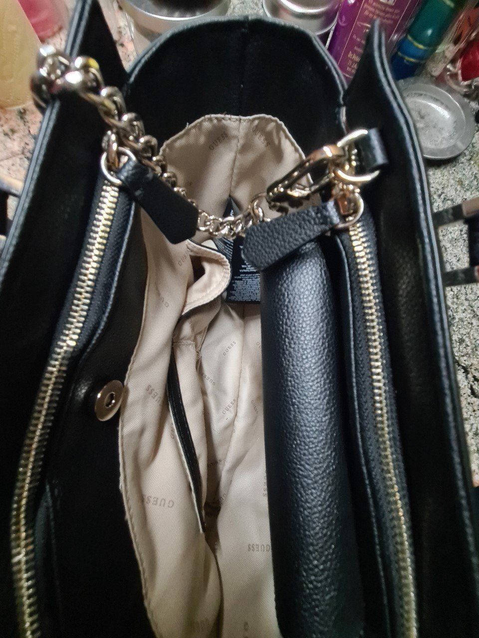 Guess Borse da donna: Guess Handtasche – Nuovo (secondo la descrizione) da Bellerive VD venduto da Hermes5 1