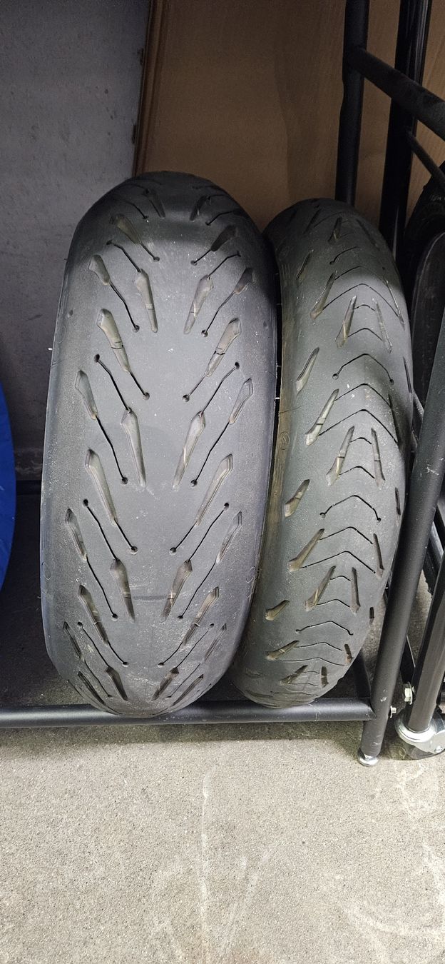Pneumatici & Ruote complete: Michelin Pilot Road 5 – Usato da Hirzel venduto da kristijan_gsxr