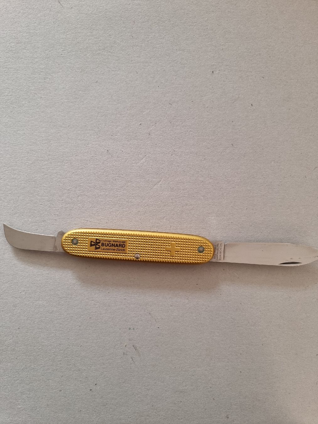 Victorinox Couteaux de poche: Victorinox Taschenmesser – D'occasion à Olten par Mezopotamya 1