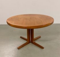 Runder Esstisch Teak Velje Denmark 60er MCM