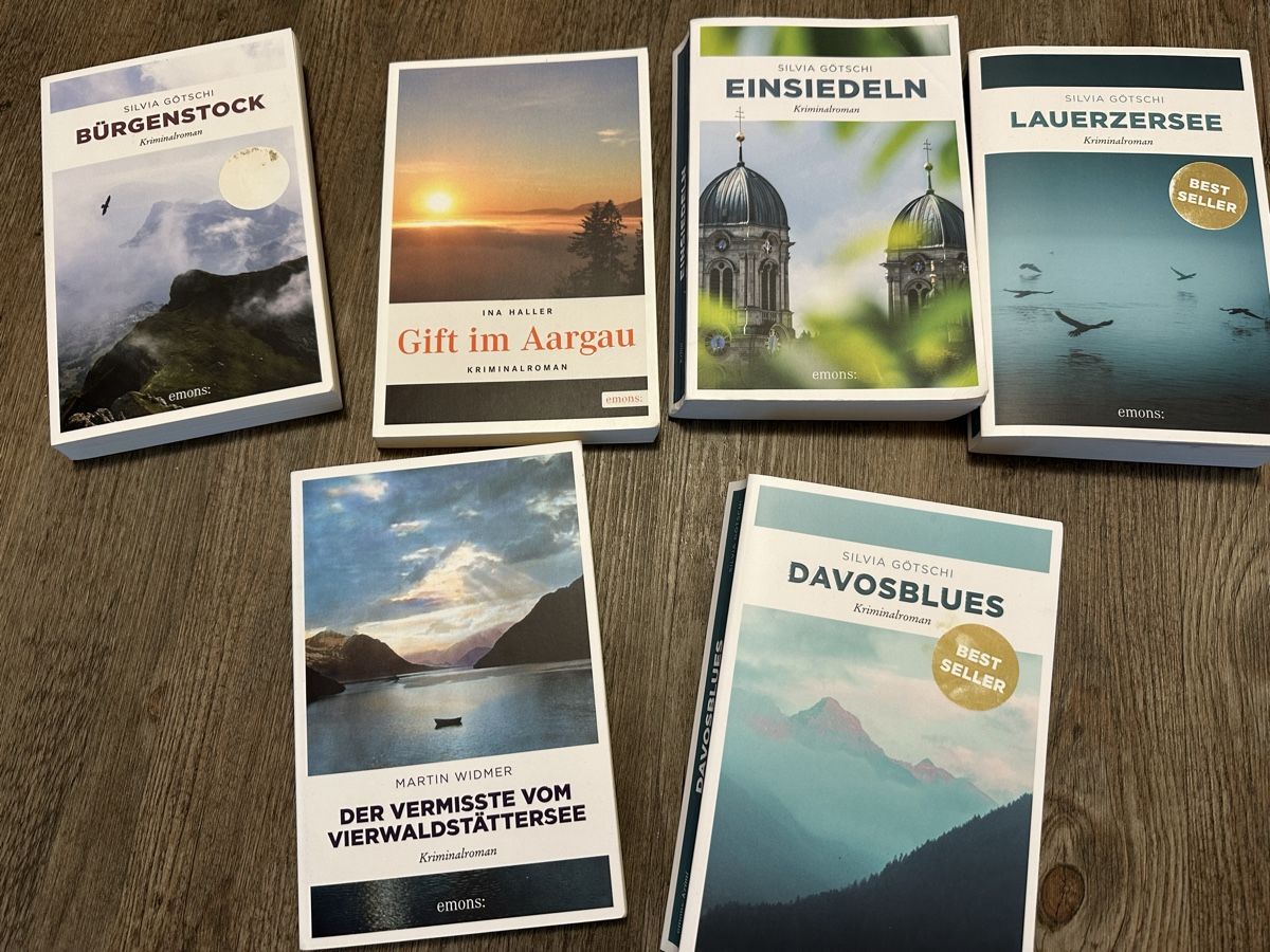 Libri: 6 Kriminalromane – Usato da Weggis venduto da Steff125ch