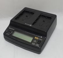 Sony AC-SQ950 Adapter Charger Ladegerät handycam camcorder