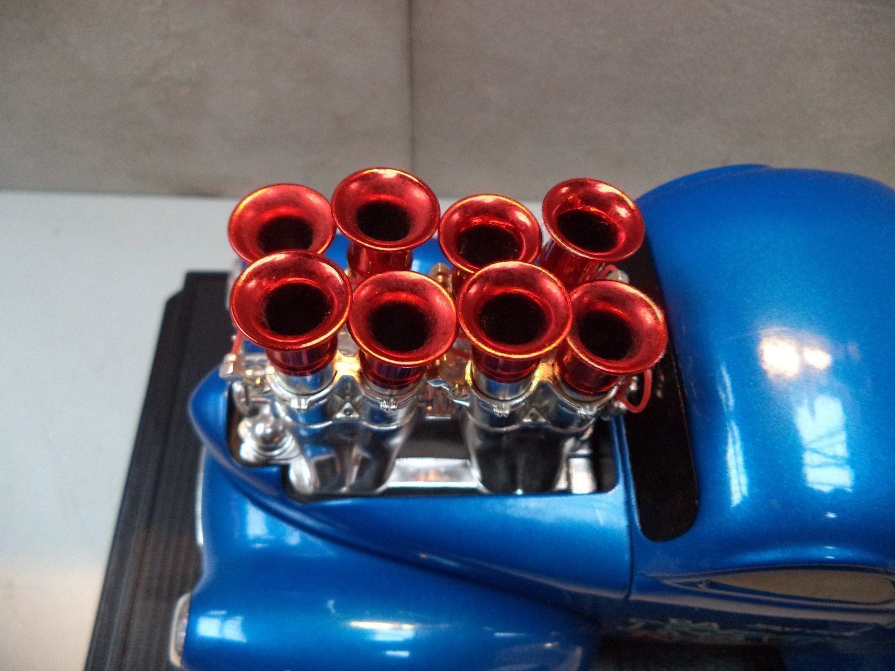 Modellini d'auto: FUNLINE MUSCLE MASCHINES 1:18 – Nuovo e nell'imballaggio originale da Rieden AG venduto da Wirth03 6