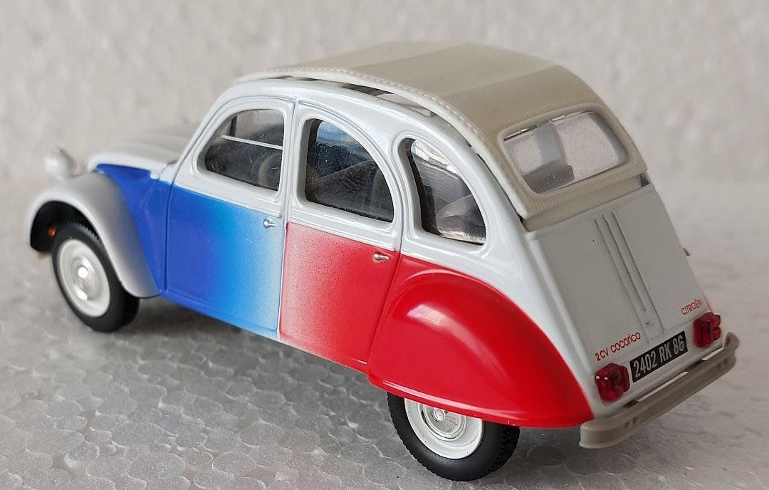 Norev Modellautos: Citroën  2CV 6  -  Cocorico   - Norev  -  1/43 – Gebraucht aus Delémont von Domdom1 2
