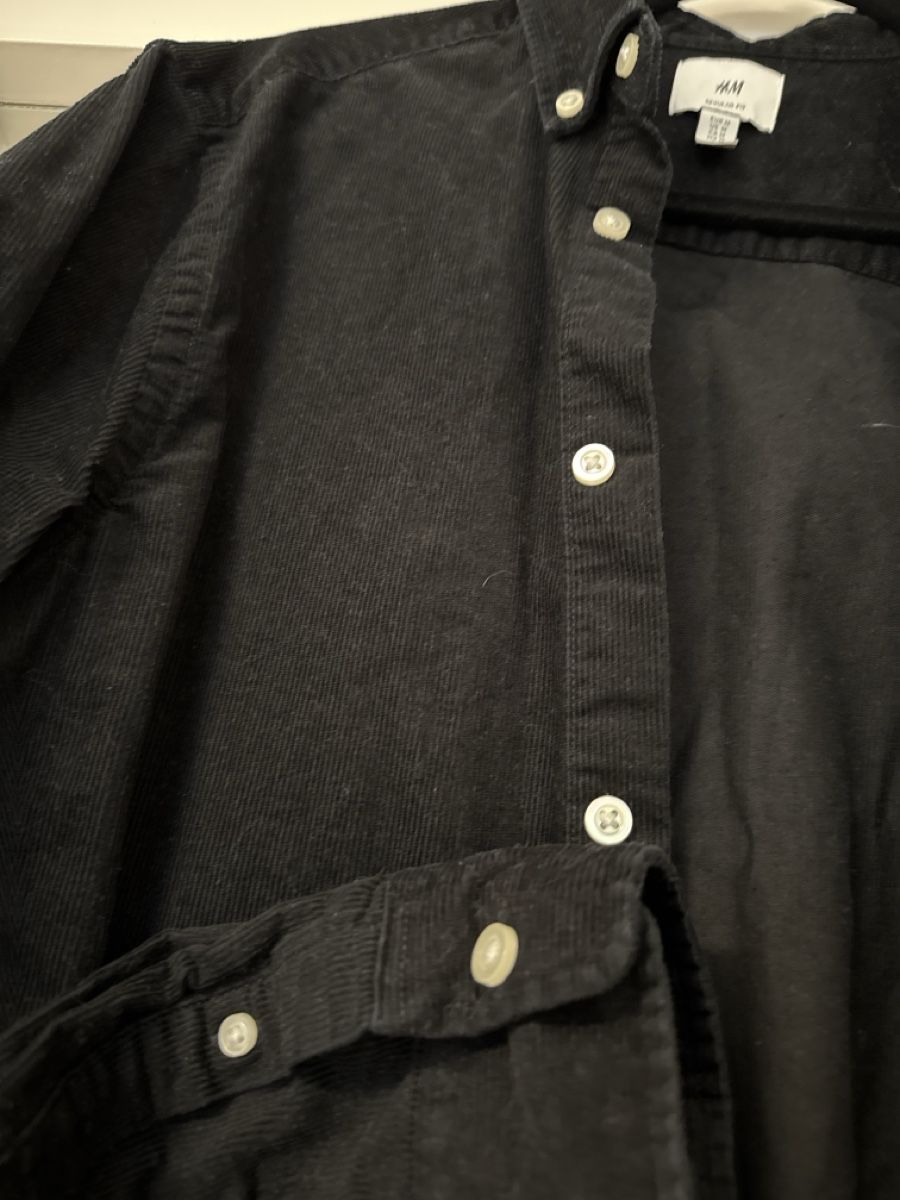 H&M Camicette: H&M Cordhemd Schwarz, Gr. M, Top! – Usato da Winterthur venduto da ebos1 1