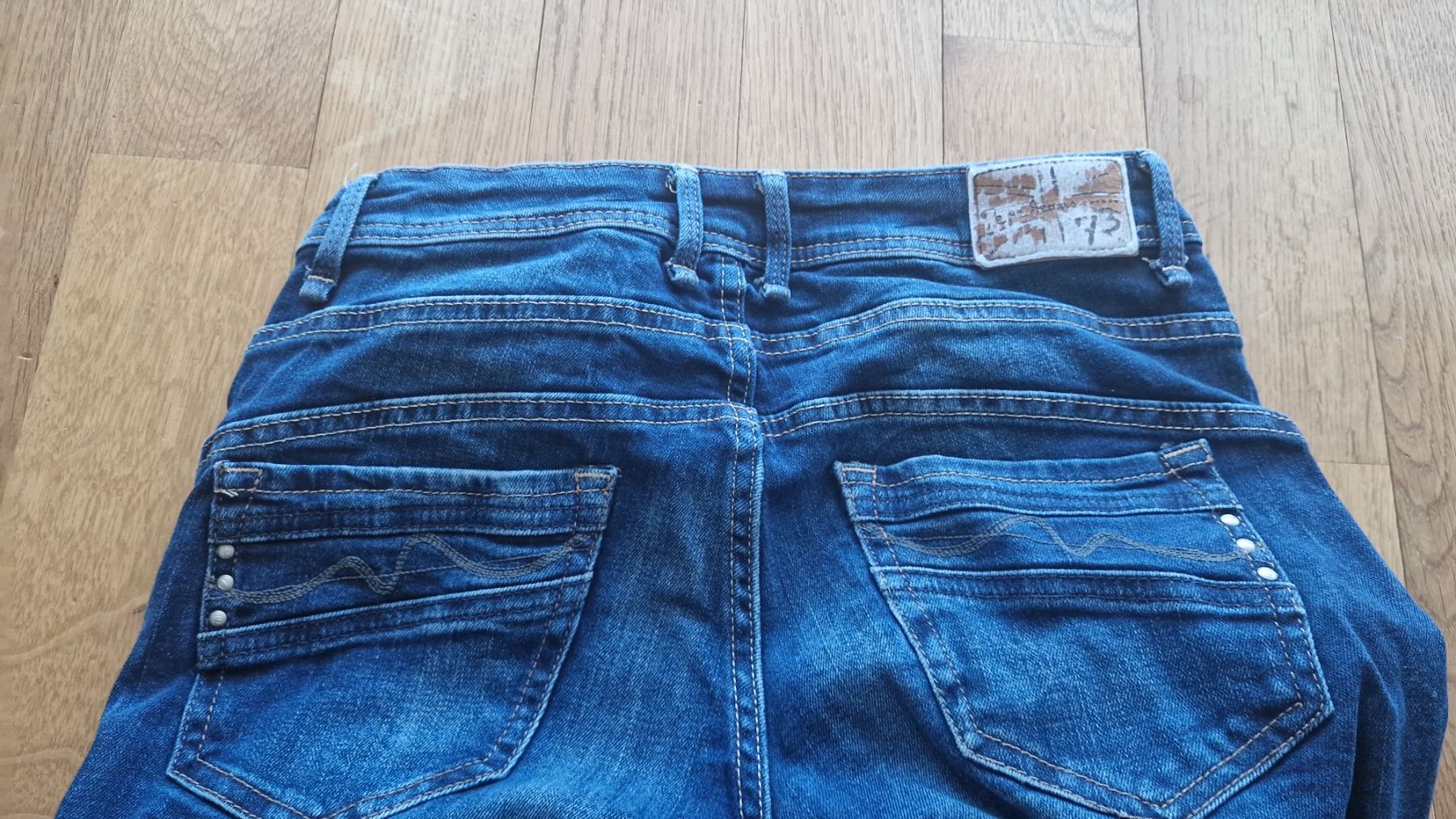 Pepe Jeans Jeans: Pepe Jeans – Gebraucht aus Kerns von onewayticket 1