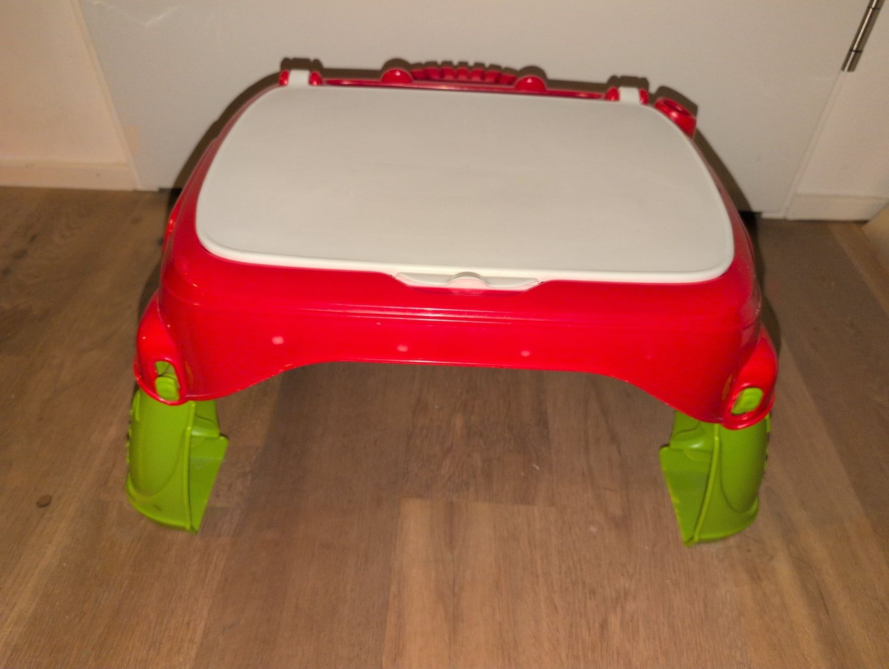 Tavoli: Kindertisch Maltisch Spieltisch Koffer – Usato da Uster venduto da Mooreas 1