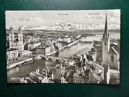 Zürich und die Alpen