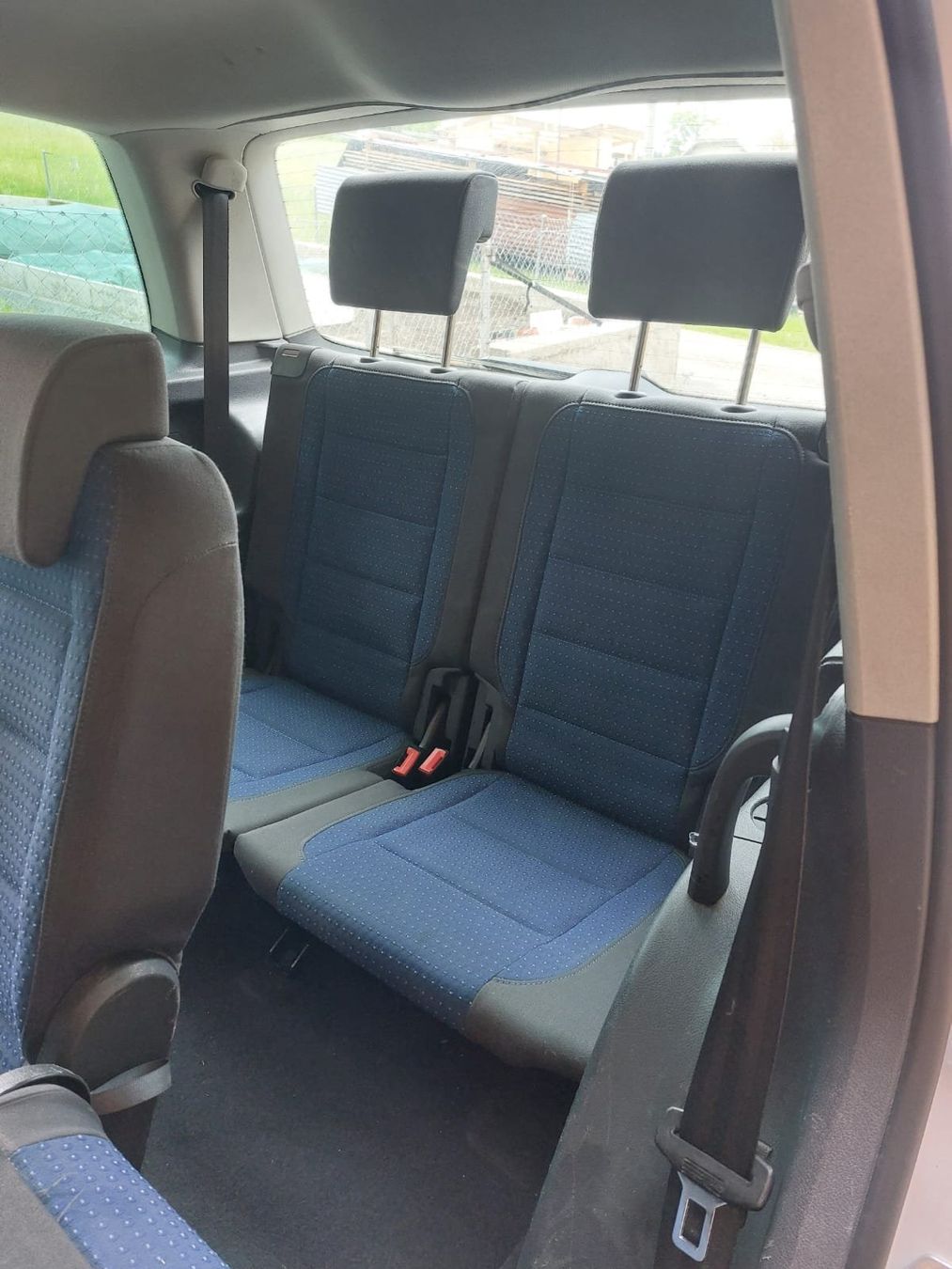 VW Automobili: Volkswagen Touran, 2005 – Usato da Heimenschwand venduto da fipuae 3