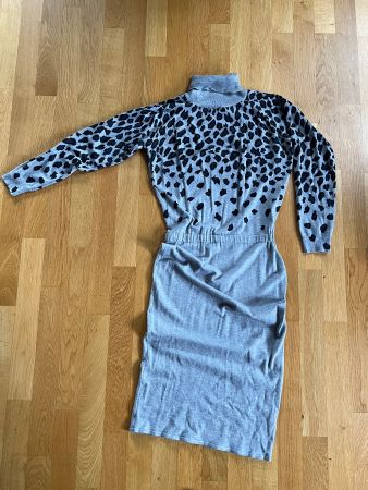 Strickkleid von LASCANA grau-meliert-leo Gr.S