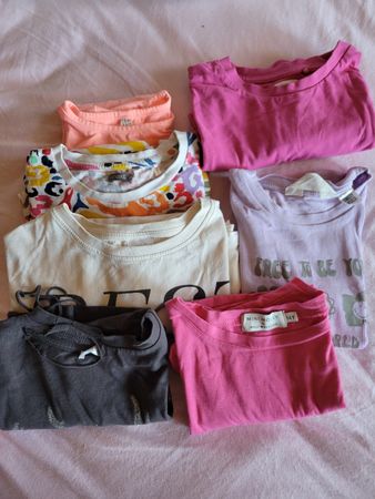 Lot de 7 t-shirts fille taille 140 cm, divers modèles