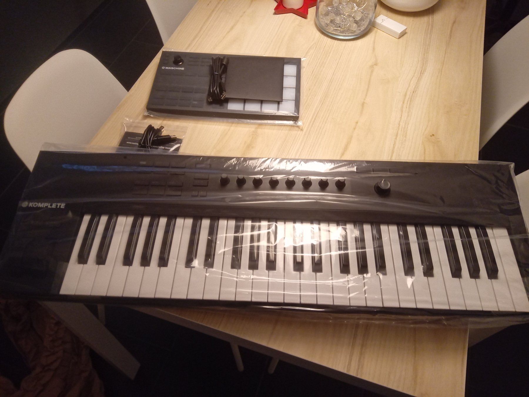 Native Instruments Musikinstrumente: Native Instruments Komplete Kontrol A46 Machine Micro Mk3 – Gebraucht aus Rotkreuz von ste_bpq9