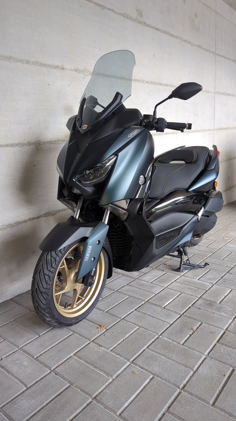 Yamaha Scooters: YAMAHA X-MAX 300 TECH-MAX – Gebraucht aus Mergoscia von onl_tq52 3