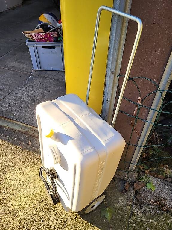 Accessori per altri veicoli: Abwasser Rolltank – Usato da Reinach AG venduto da Lexu1978 2