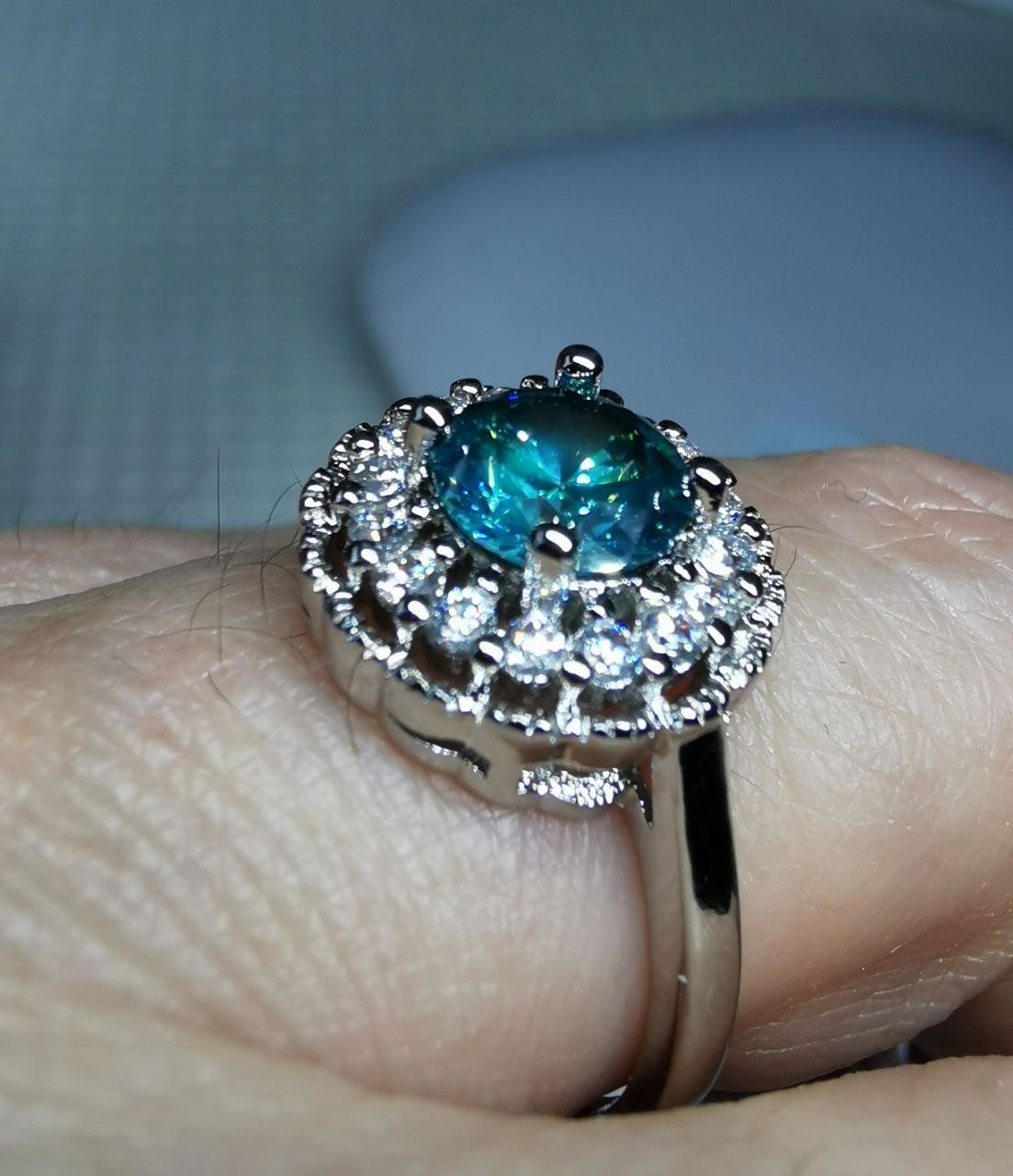 Anelli: Bague avec zircons – Nuovo e nell'imballaggio originale da Reconvilier venduto da Tsma67 1